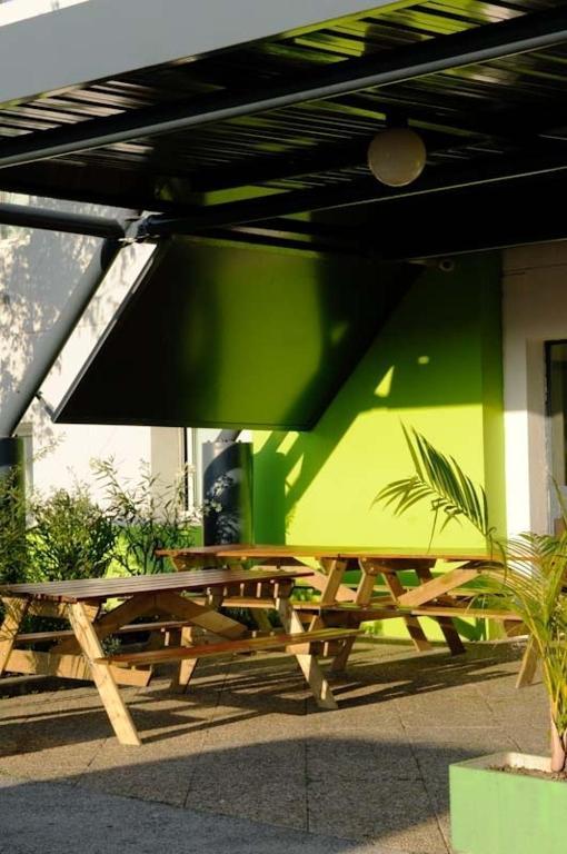 Lemon Hotel Le Coteau Luaran gambar